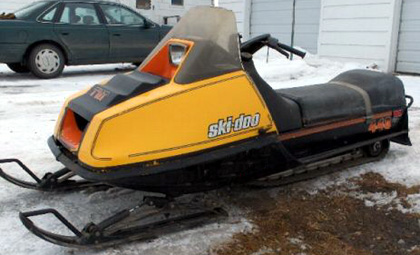 1977_SKI_DOO_SW156_1.jpg